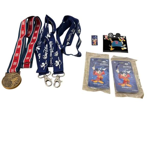Disney 2004 USA‎ Olympics Commemorative Medal Mickey Mouse & Lanyards & 4 Pins - Picture 1 of 12